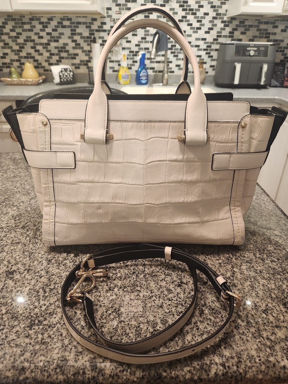 Coach Swagger 37 Croc-Embossed Satchel With Shoulder/Crossbody Strap - Picture 2 of 16